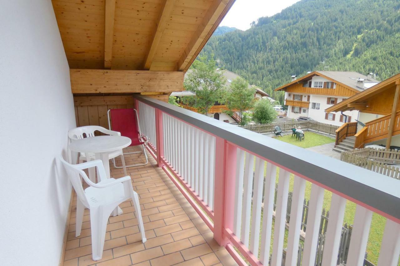 Villetta Enrosadira Vigo di Fassa Bagian luar foto